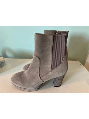 Donald J Pliner Taupe Suede Platform Ankle Booties Croc Heel Y2K